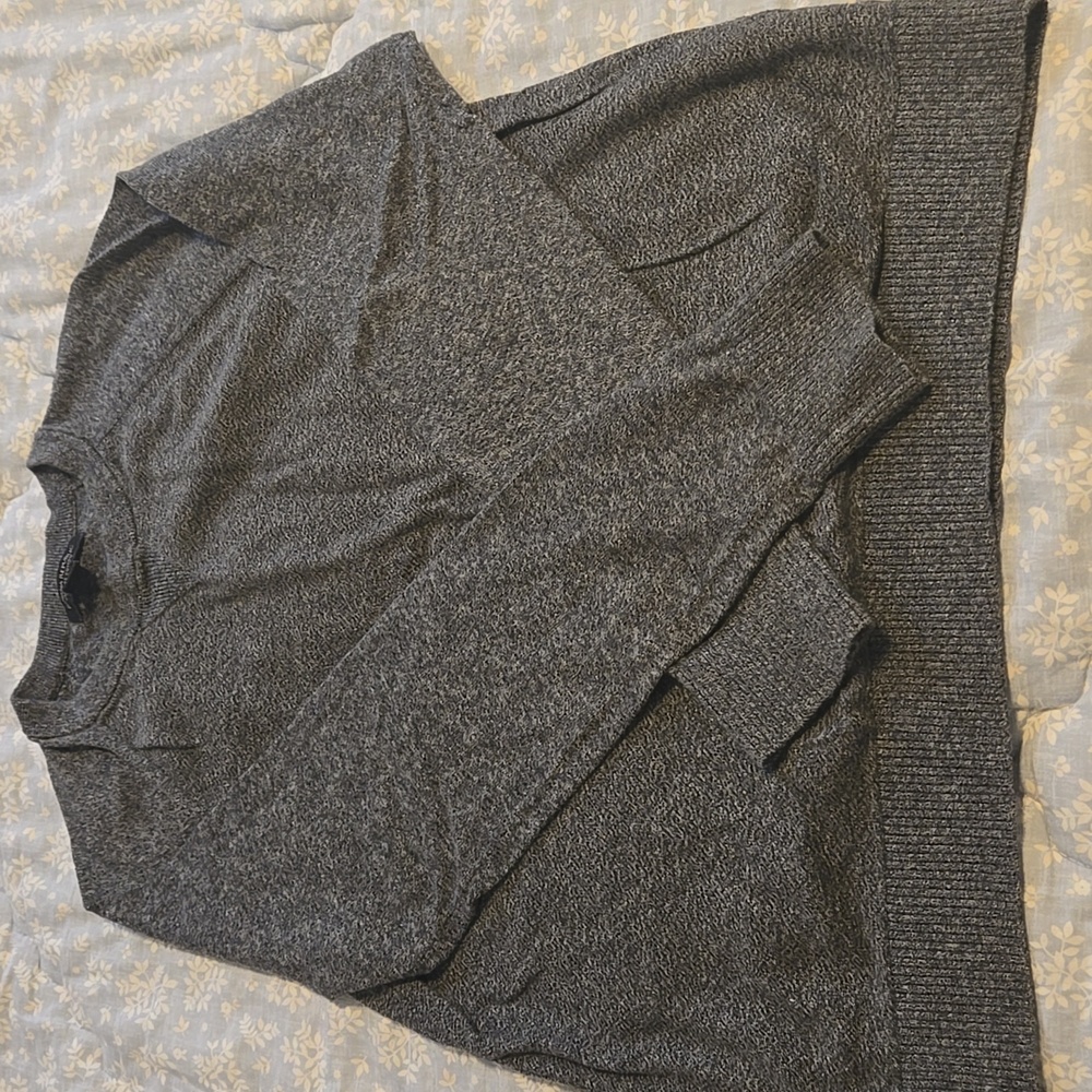 BANANA REPUBLIC MEN'S SWEATER